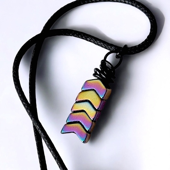 5 For $25💫Iridescent Psychedelic Hematite Chevron Pendant - Picture 1 of 5